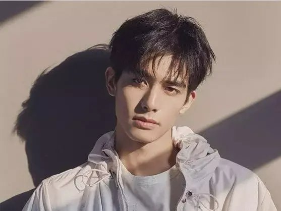 六四分側分瀏海